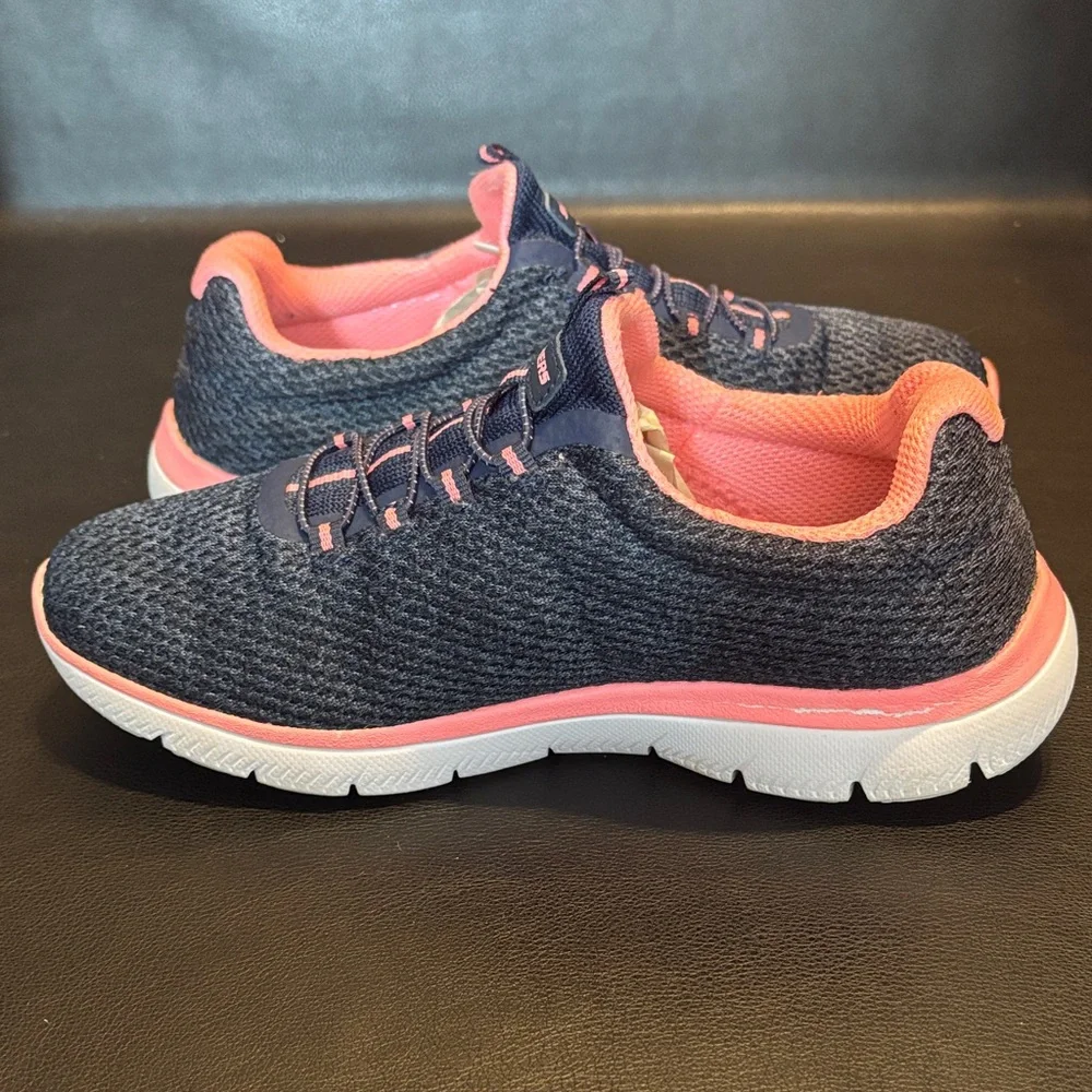 Skechers Summits Women's Navy and Pink Sneakers - Picture 5 of 9